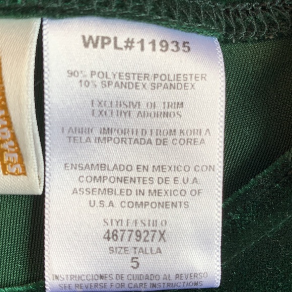 New Moves, Beautiful Dress of Dark Velvety Fabric, Perfect Holiday Dress, Size 5 - Picture 9 of 10